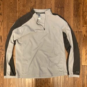 Men’s Large NorthFace Gray 1/4 Zip Long Sleeve Fleece
